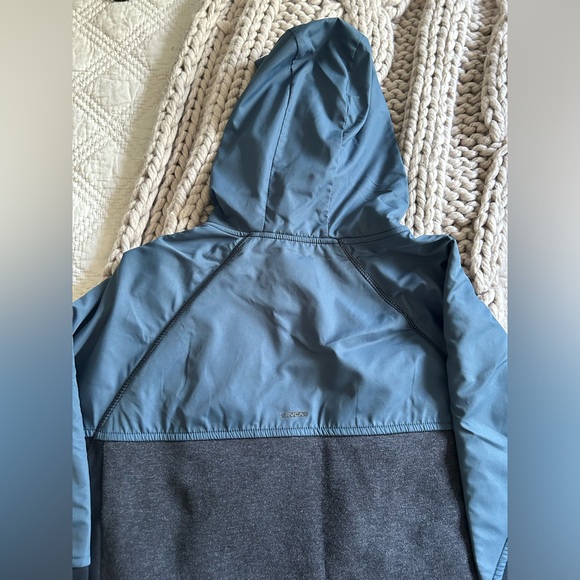 RVCA- Advanced Hooded Full Zip Jacket (Blue/Black) - Size XL - Picture 4 of 14